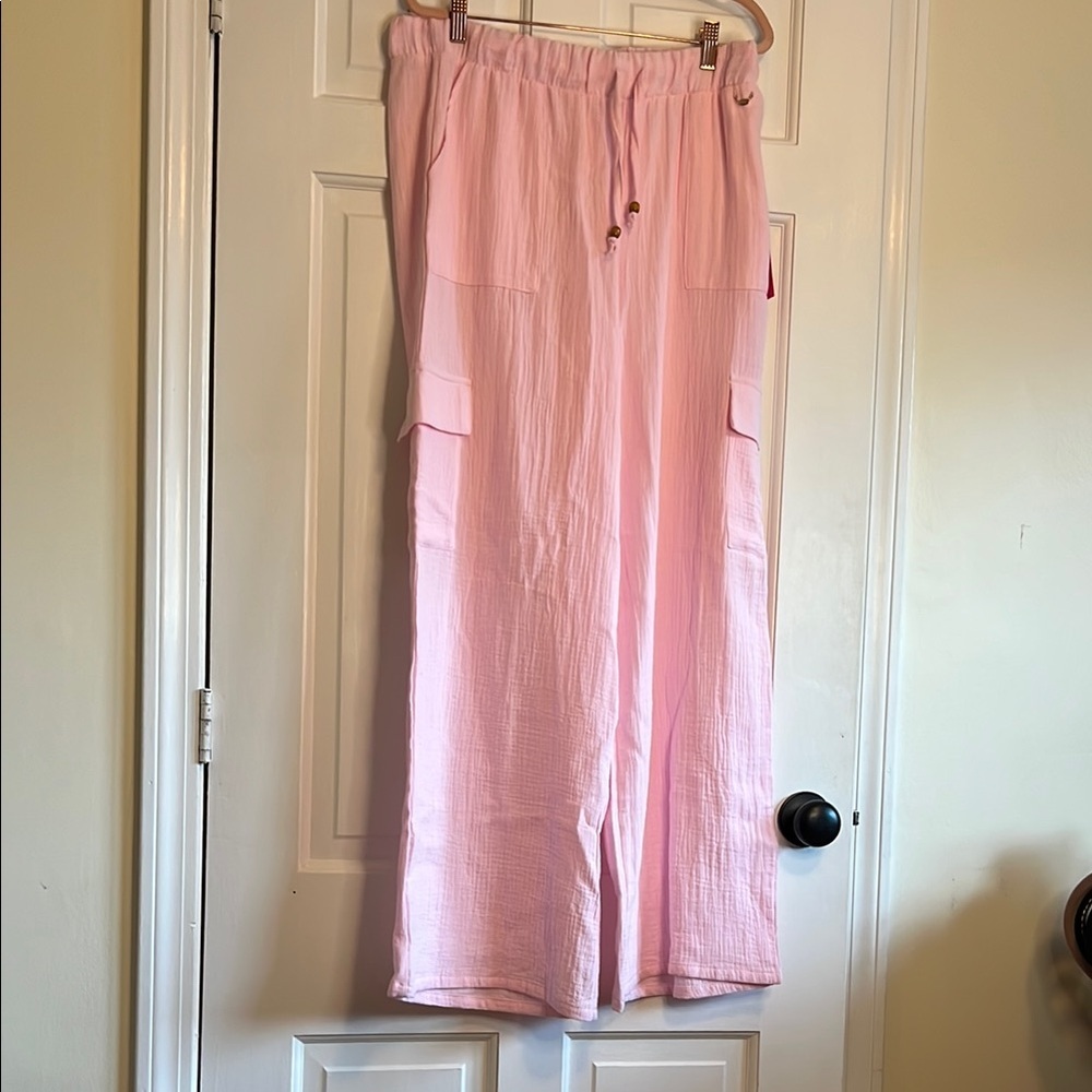 Betsey Johnson NWT Light Pink Textured Pants